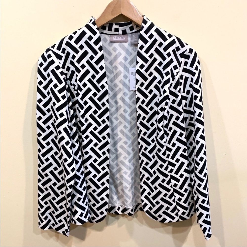 Chico’s Women's Felix Stevana Black & White Collarless Blazer Sz. 0 (US Small/4)